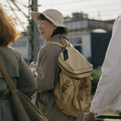 MOMAX 1-Power Badge+ Emergency Power Bank With Find My Locator