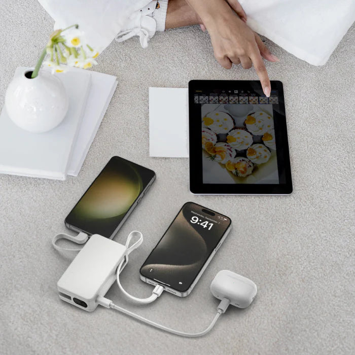 MOMAX 1-Power Vital+ Power Bank 10000mAh With 2 Built-In USB-C Cables